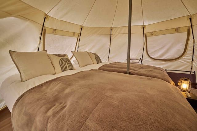 Premium Bell Tent1 3 Beds, Non smoking (Pet friendly)