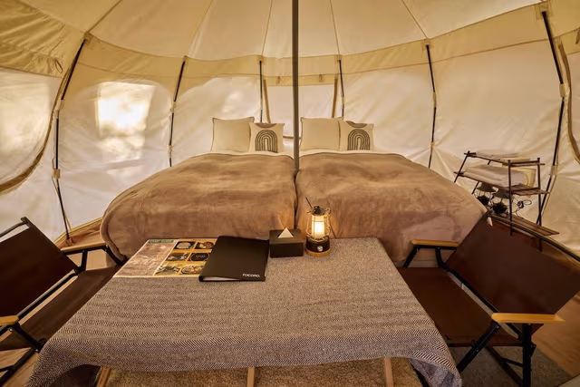 Premium Bell Tent1 3 Beds, Non smoking (Pet friendly)