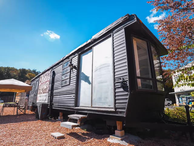 Trailer House