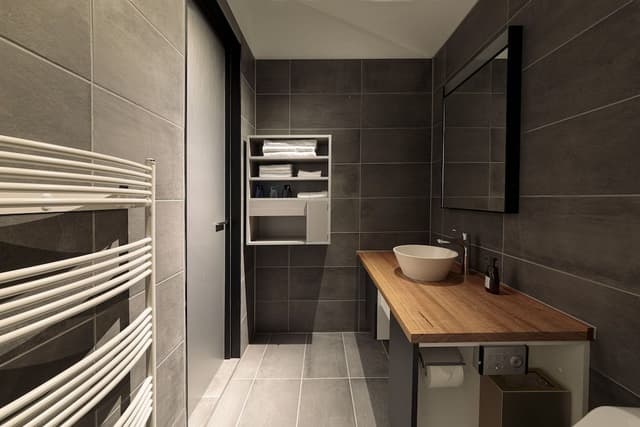Deluxe Room R111 (2 Bedrooms) Non Smoking