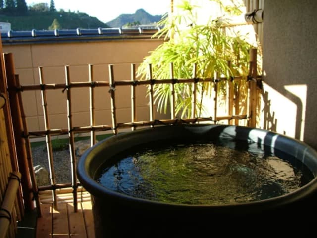 Luxury Triple Room, 2 Bedrooms, Non Smoking, Private Bathroom