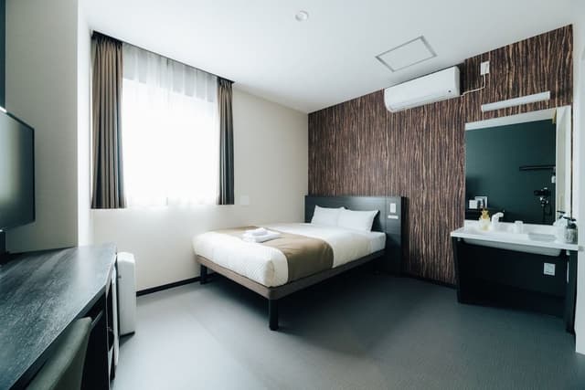 Room, Accessible