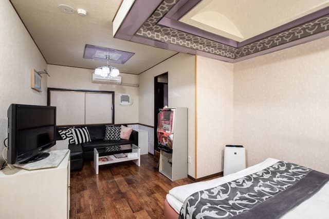 Basic Double Room, 1 Queen Bed, Non Smoking