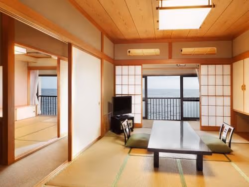 Deluxe Japanese Style Room for 5 People