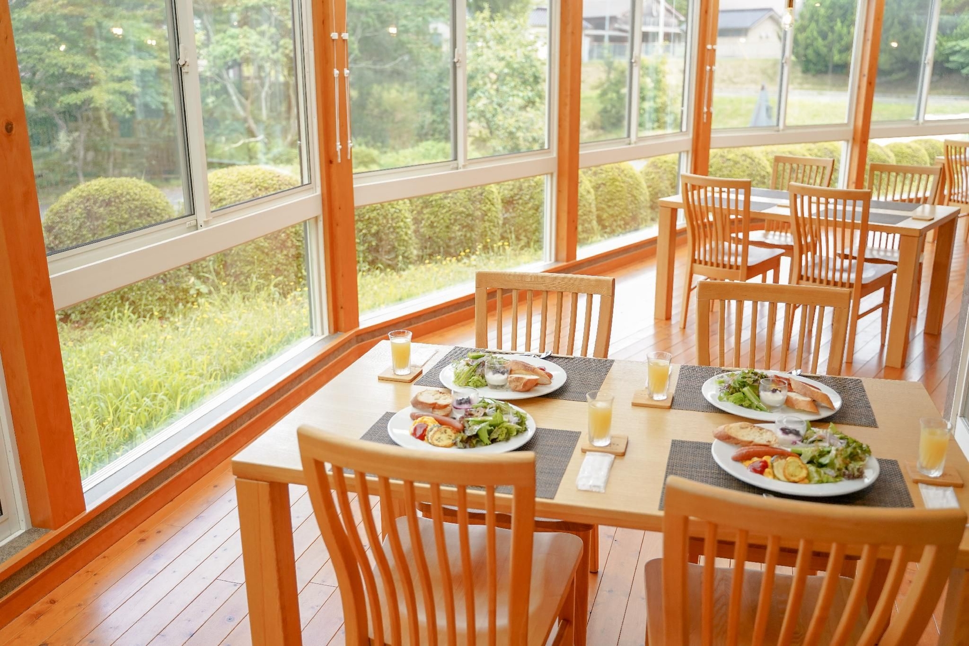 สตาร์รี่ สกาย เพนชั่น โคเมท (Hoshizora Pension Comet)1