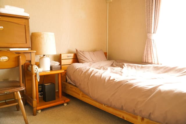 Sagittarius Western Style Single Room