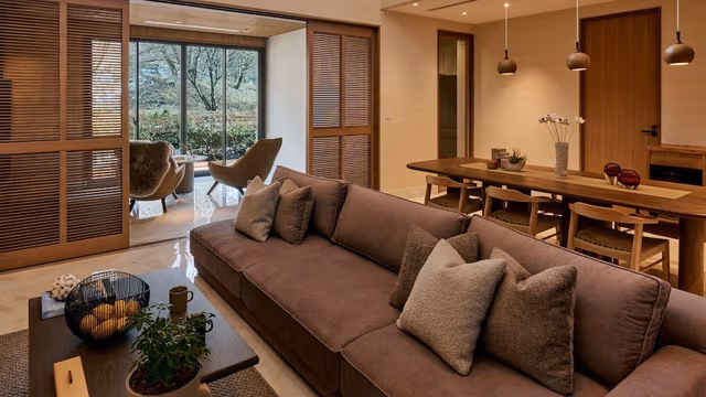 Luxury Villa, Garden View