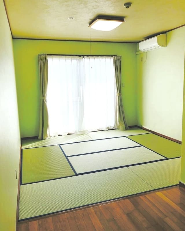 Japanese Style Room, up to 3-4 Guests (Number of Futon is varied depends on number of guest)