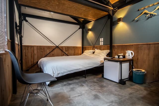 Cottage Room