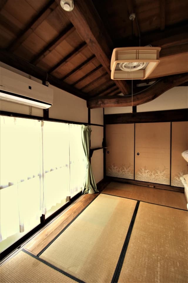 Japanese Style B Non-Smoking