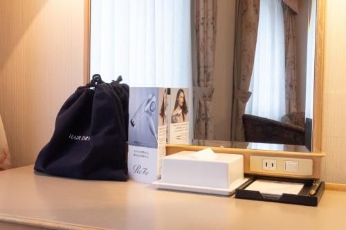 โฮเทล เลค อัลสเตอร์ อัลซาร์ อิซุมิโอตสึ (Hotel Lake Alster Alzar Izumiotsu)3