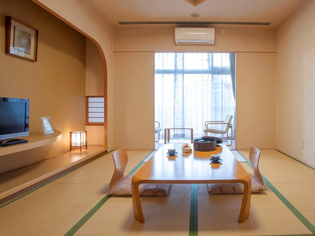 Japanese Style Room without Bathroom - Smoking