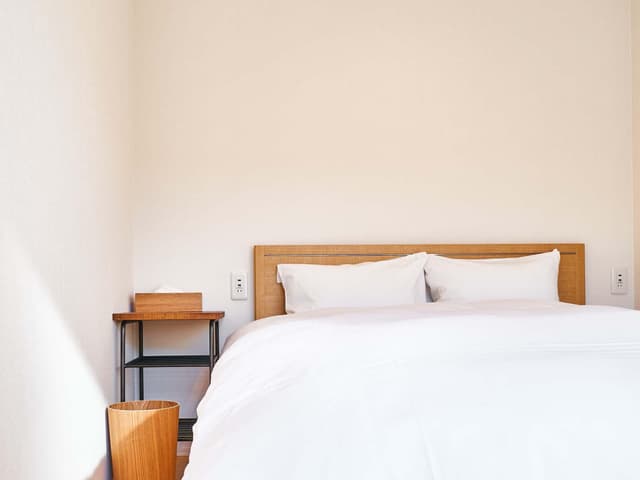 Room 1