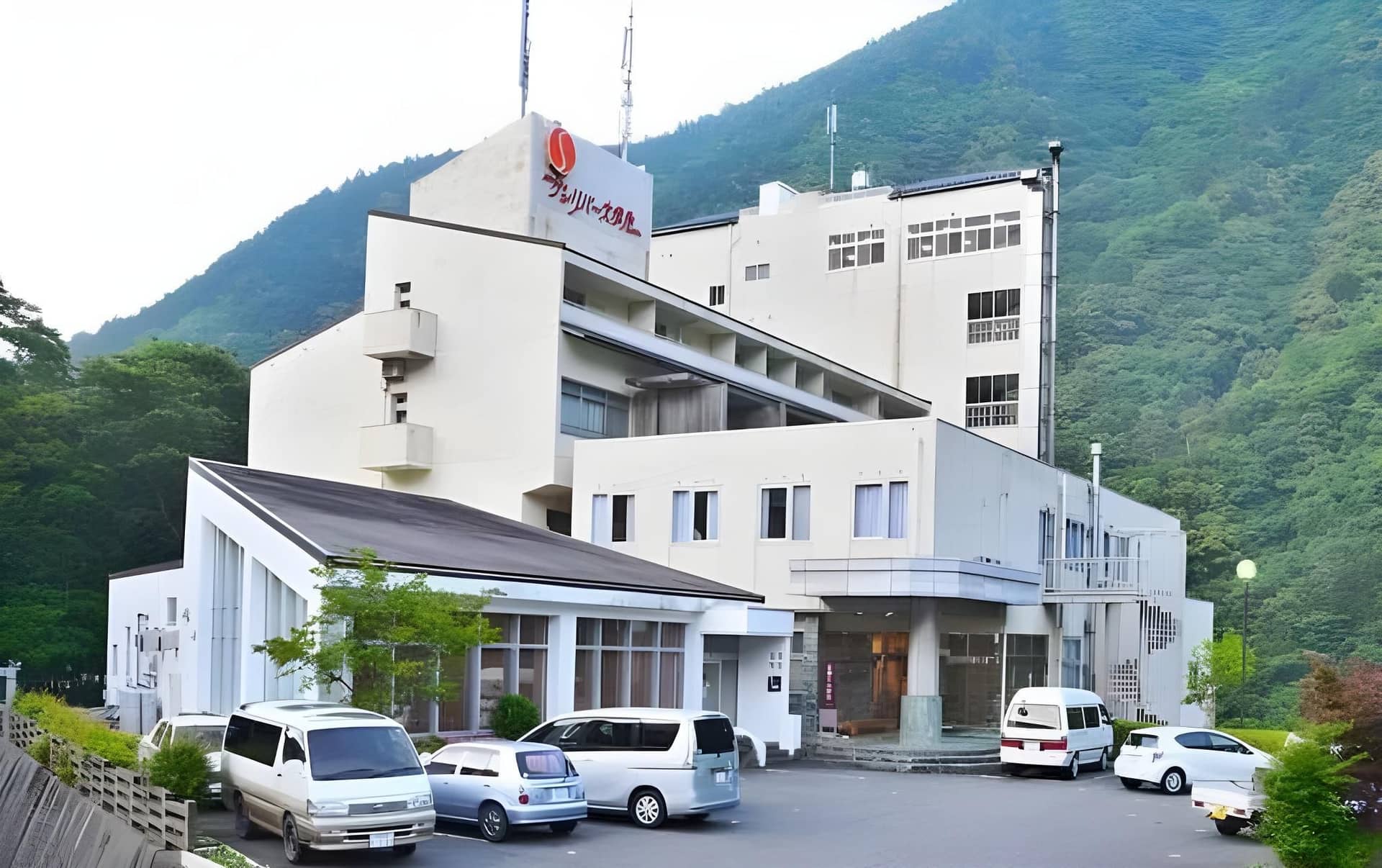 โรงแรมซันริเวอร์ โอโบะเกะ โรงแรมซันริเวอร์ โอโบะเกะ