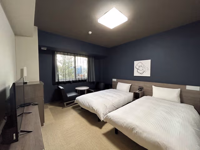 Standard Twin Room, Smoking