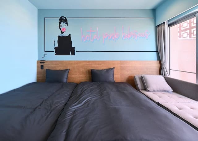 Twin Room (with Sofabed)