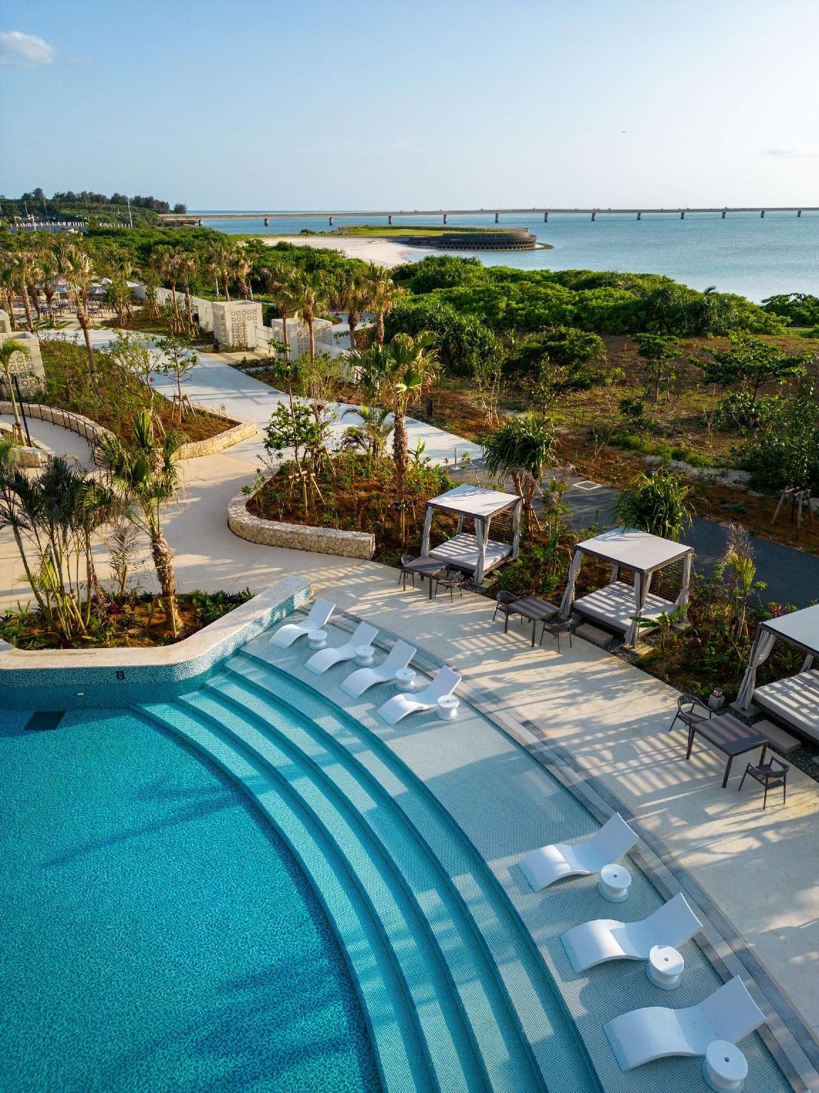 ฮิลตัน โอกินาว่า มิยาโกะ ไอส์แลนด์ รีสอร์ท (Hilton Okinawa Miyako Island Resort)0