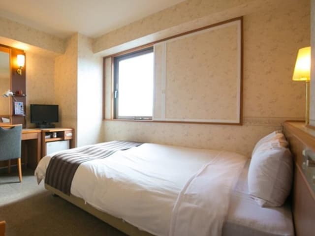 Single Room - Non-Smoking