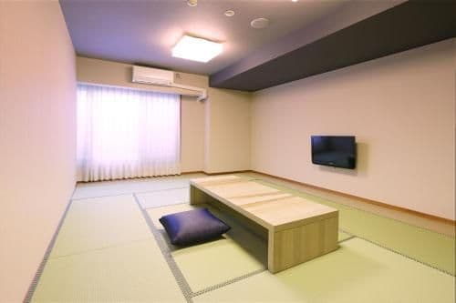Japanese Style Room with 12 Tatami and without Bathroom