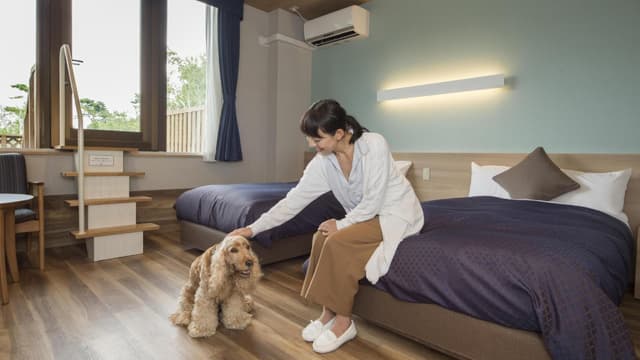 Twin Room with Balcony