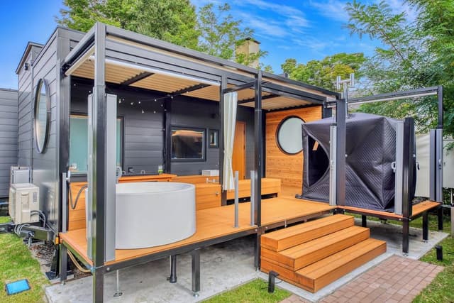 Standard Cabin
