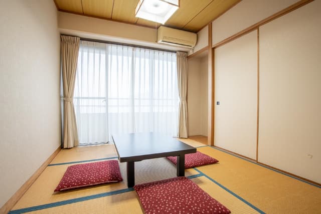 1st Floor Japanese Style Room - Non-Smoking