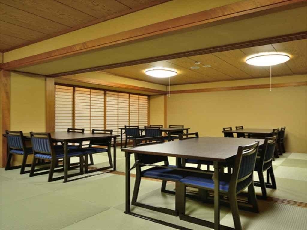 โฮเทล โชวะ คลับ (Hotel Showa Club)3