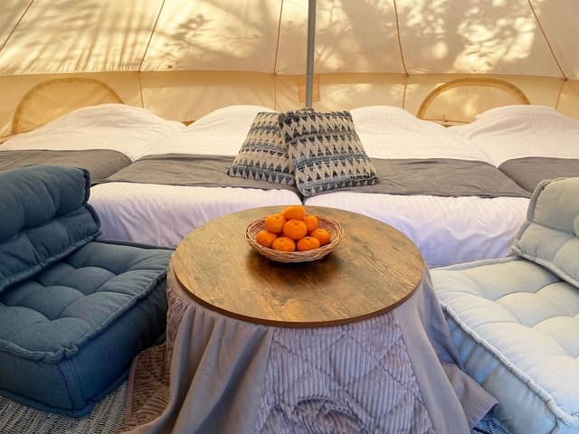 Standard Tent, Non Smoking