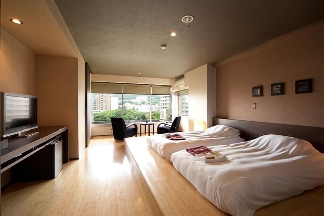 Triple Room (Modern Japanese-Style)