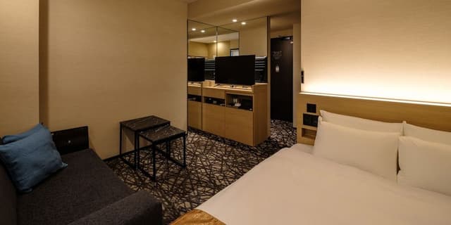 Economy Queen Room, Non Smoking