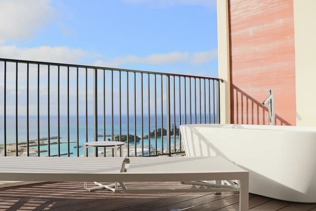 Suite (Condominium Type)