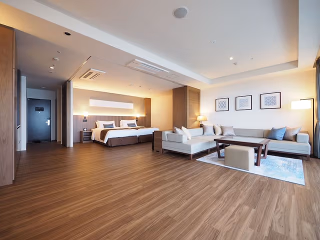 Ocean Corner Suite Non Smoking