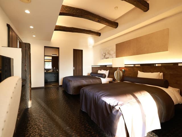 Luxury Suite with Open-Air Bath