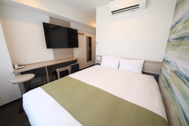 Standard Station View Single Room