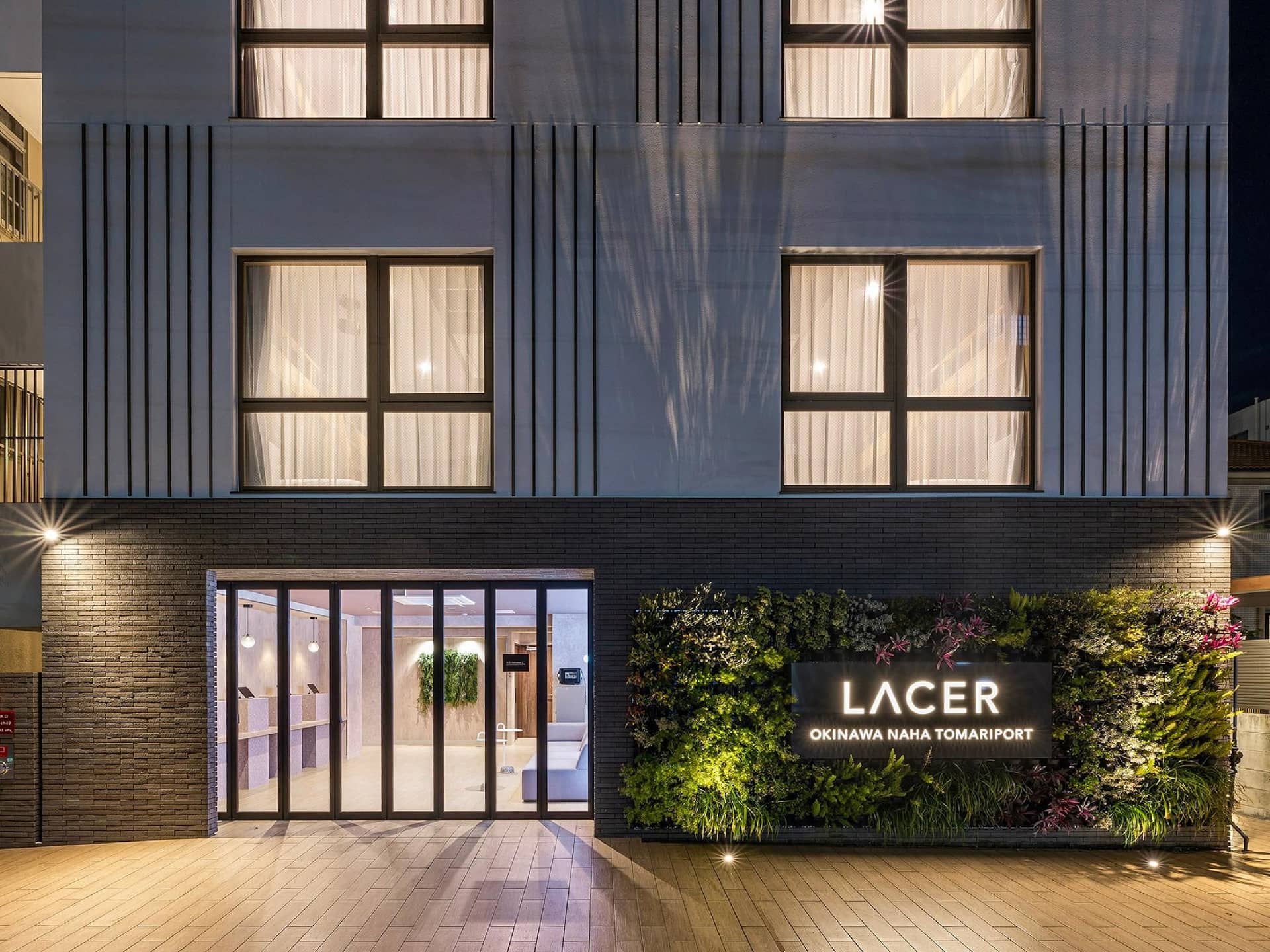 LACER OKINAWA NAHA TOMARIPORT LACER OKINAWA NAHA TOMARIPORT