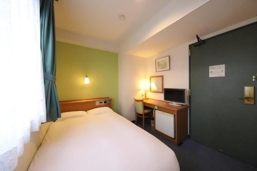 สไมล์ โฮเทล ทากาโอกะ เอกิมาเอะ (Smile Hotel Takaoka Ekimae)2