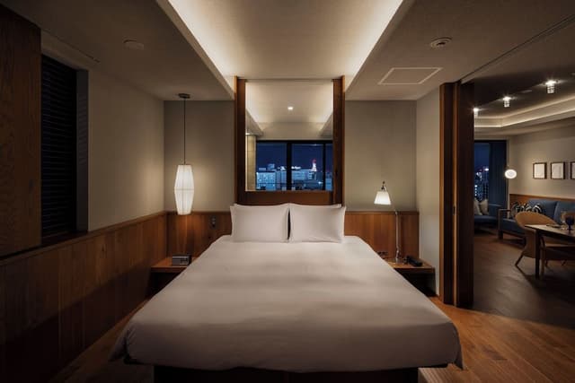 Terrace Suite (Bath with view, lounge access, free minibar)