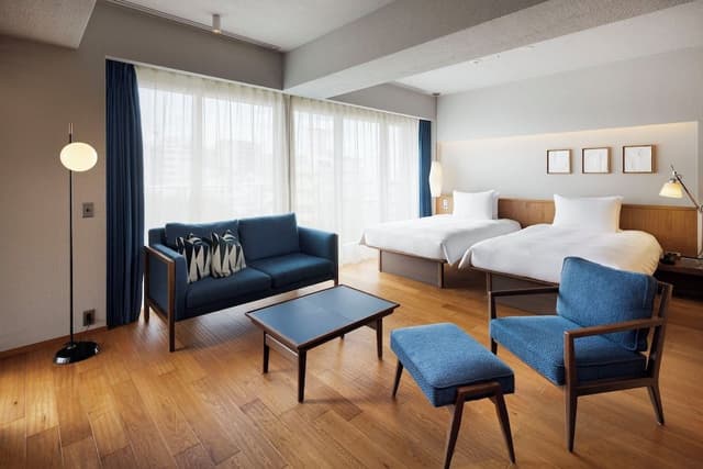 Club Balcony Twin (with Lounge Access, Free Minibar, High Floor)