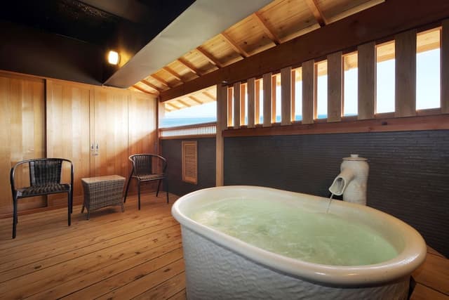 Sora: Premium Suite Room