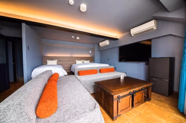 Suite Room with Balcony and Jetted Tab, Non Smoking