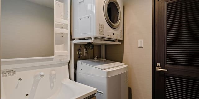 Design Condo, 3 Bedrooms, Non Smoking