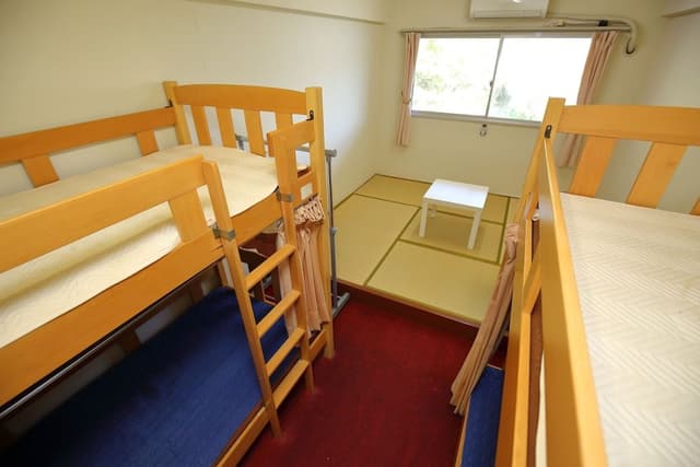 Japanese/Western Room