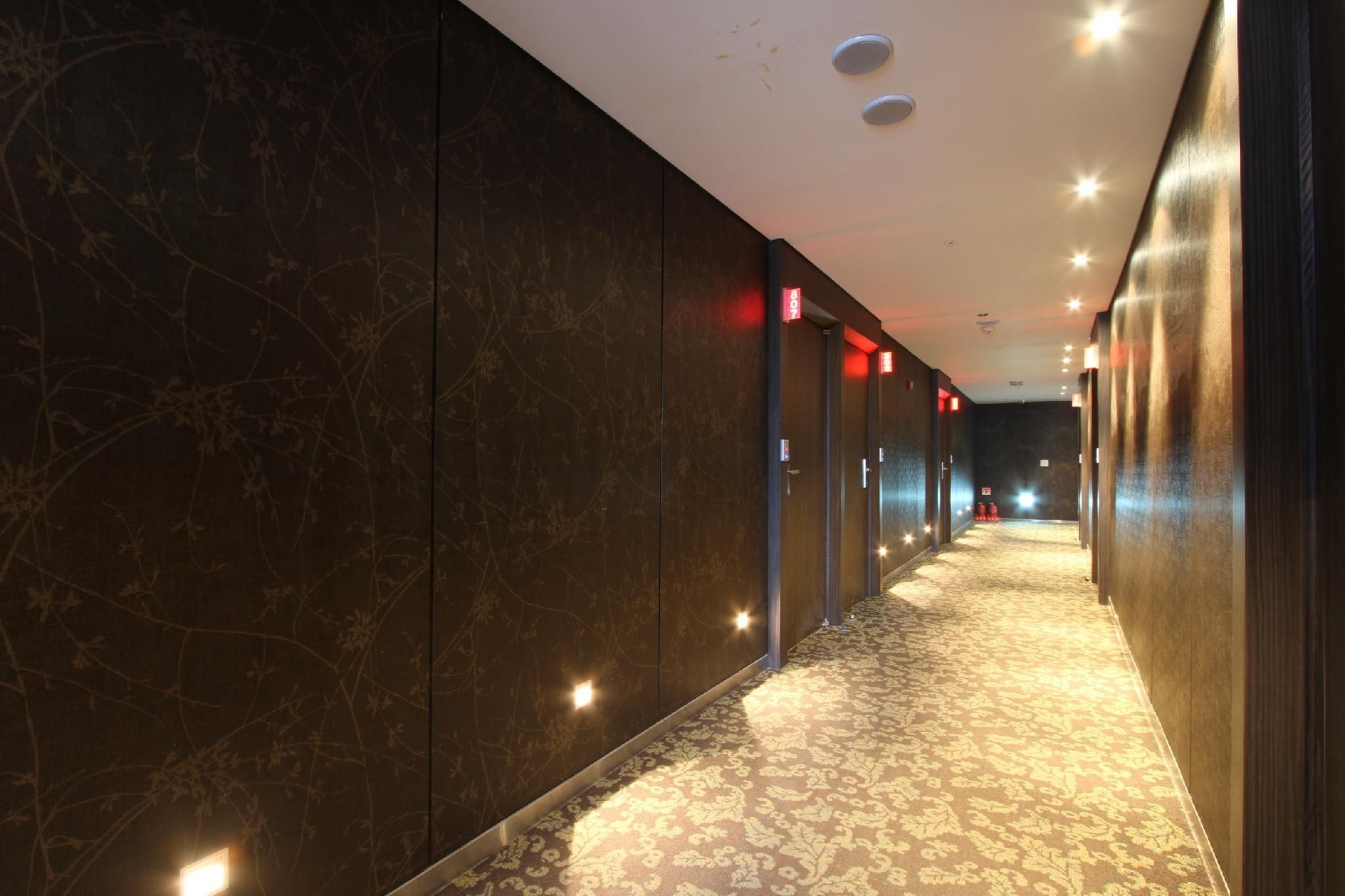 โรงแรมโลนสตาร์ (Lone Star Hotel)1