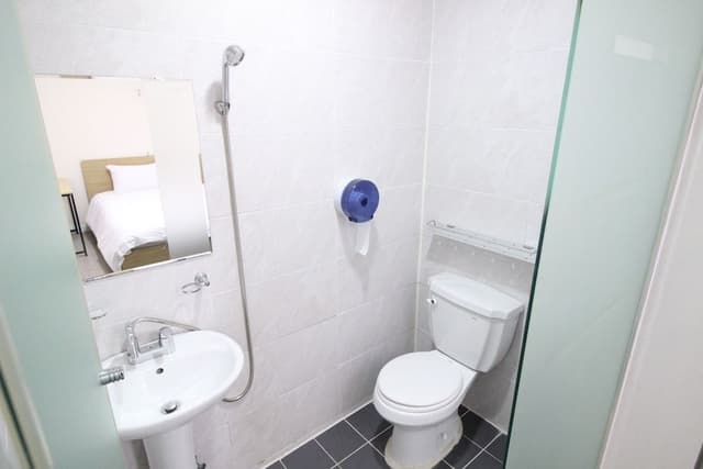 Single Room, No Windows