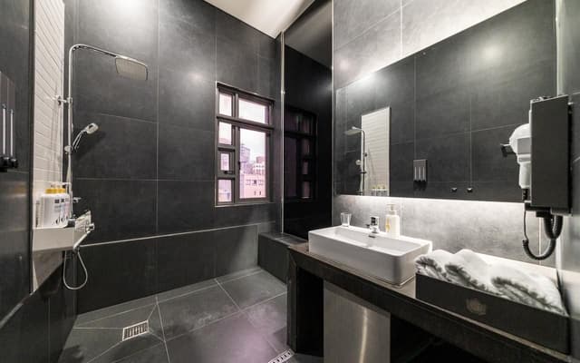 Standard Room - 2 PC Included
