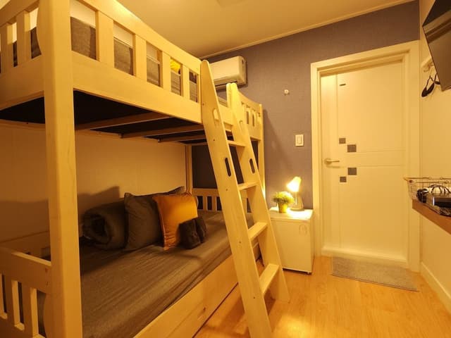 Bunk Bed