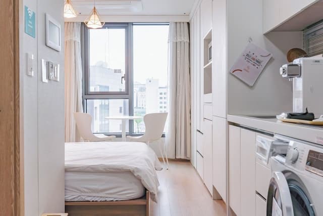 Basic Studio, City View