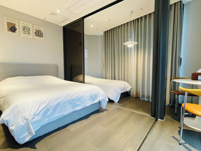 Superior Twin Room