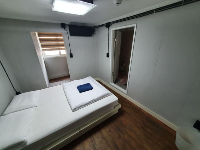 Classic Double Room with Private Bathroom