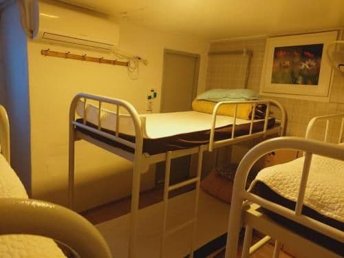 1 Person in 6-Bed Dormitory with Private Bathroom - Mixed